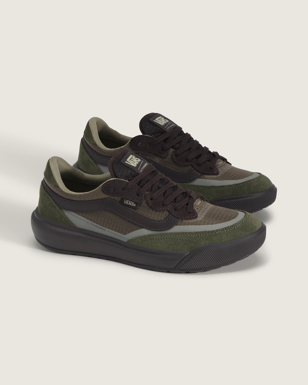 Vans UltraRange 2.0 Shoe in Pine Forest Green
