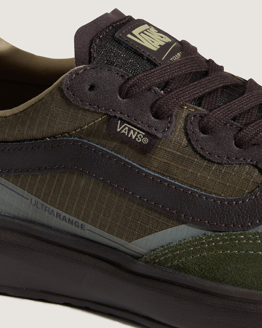 Vans UltraRange 2.0 Shoe in Pine Forest Green