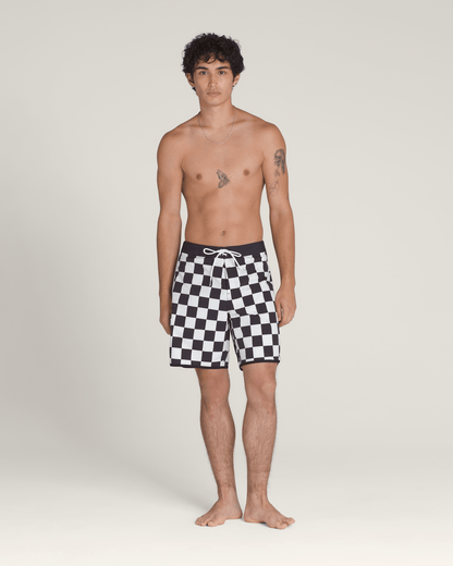 Vans Everride Scalloped 18'' Boardshorts in Black / White