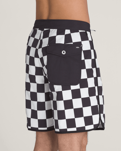 Vans Everride Scalloped 18'' Boardshorts in Black / White