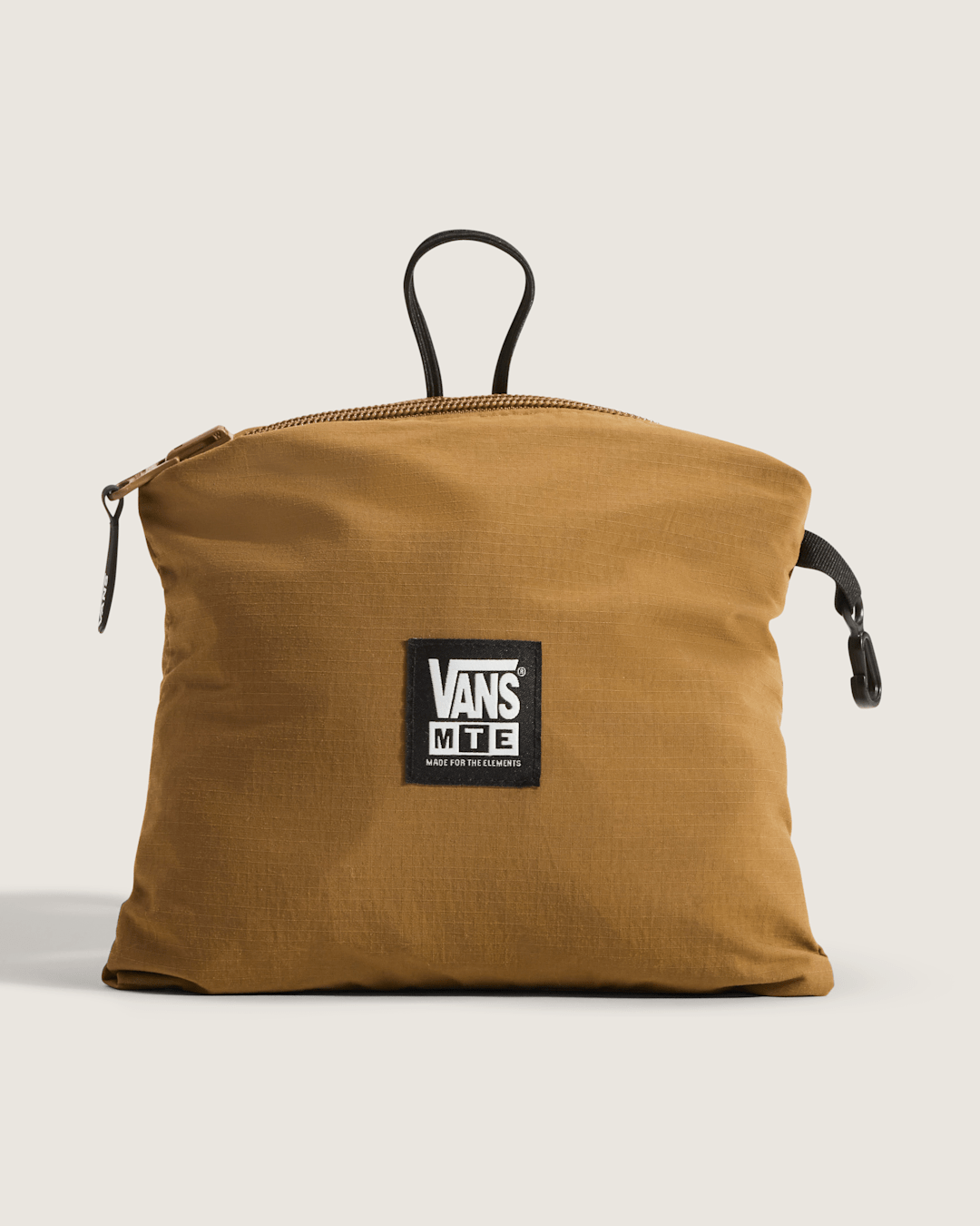 Vans Trek Guide 19'' Shorts in Sepia Brown