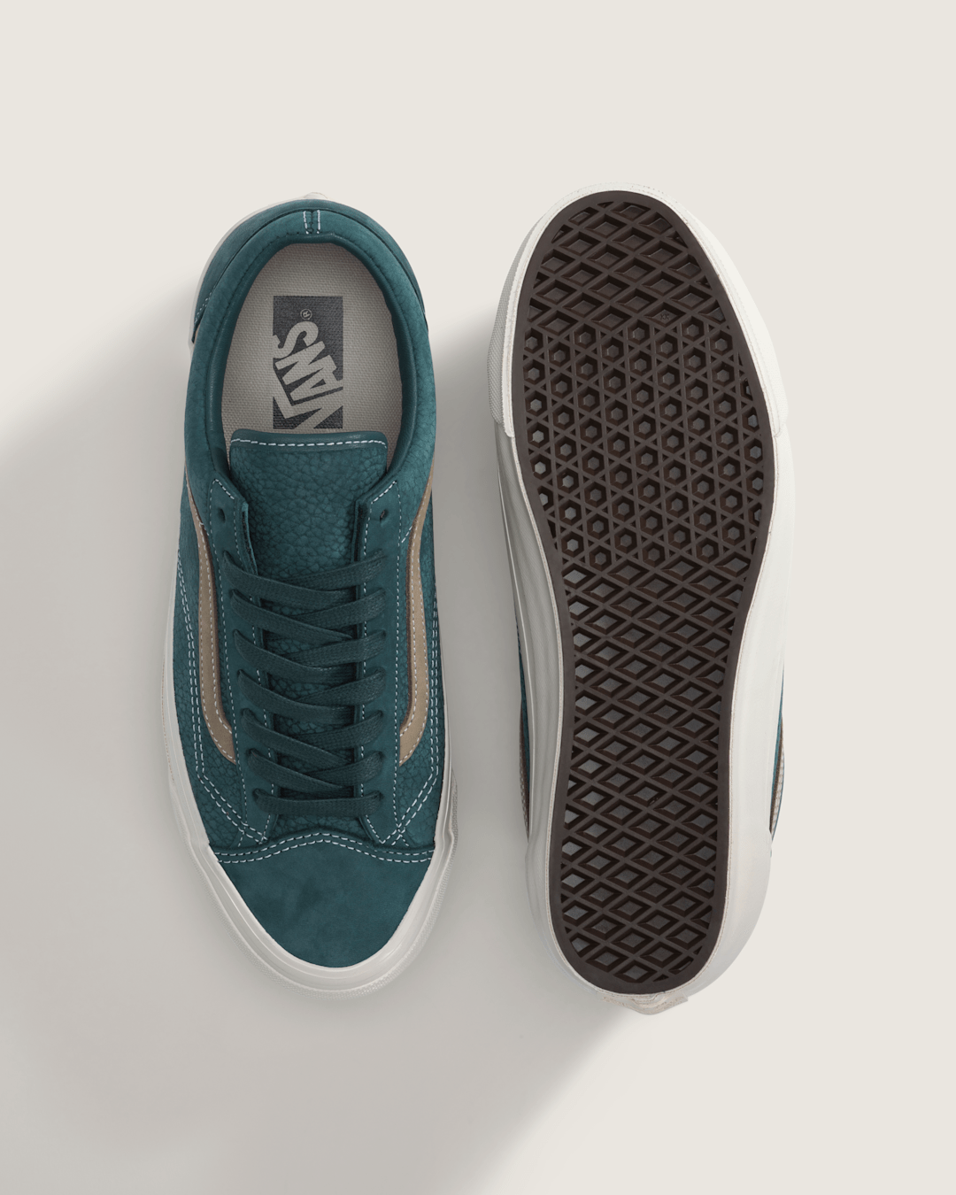 Vans Premium Old Skool Shoe in Blue