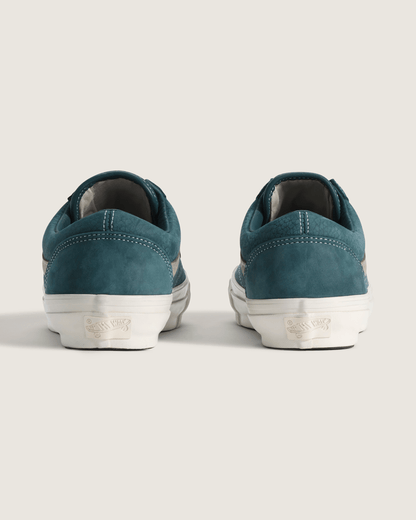 Vans Premium Old Skool Shoe in Blue
