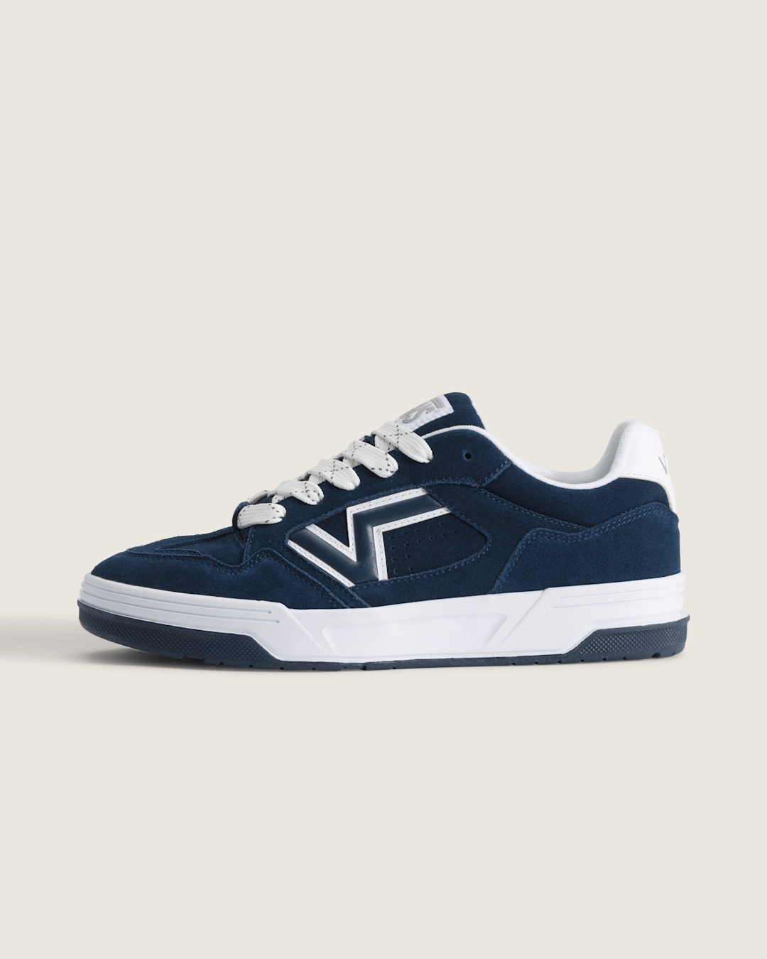 Vans Upland Shoe in Navy Blue