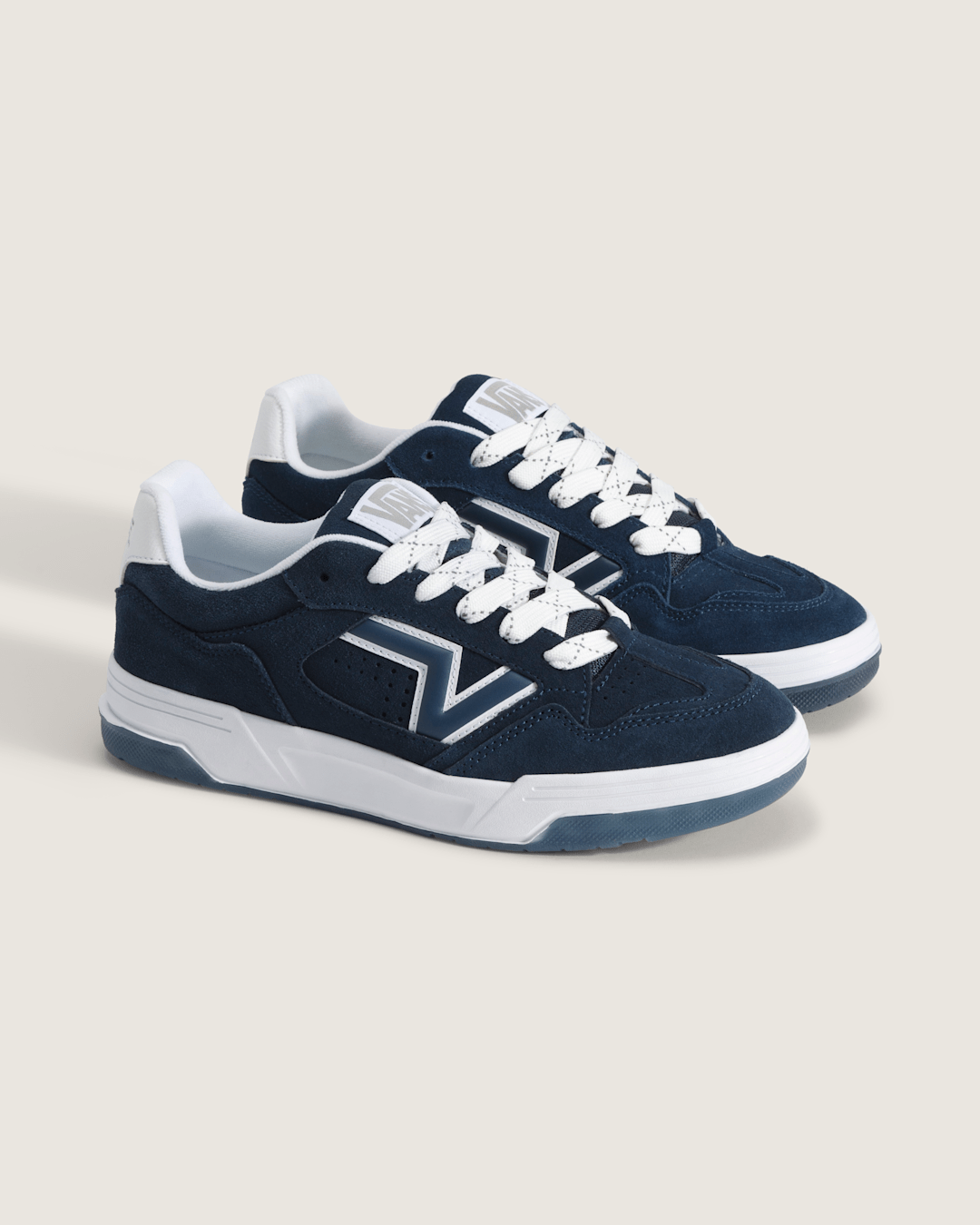 Vans Upland Shoe in Navy Blue