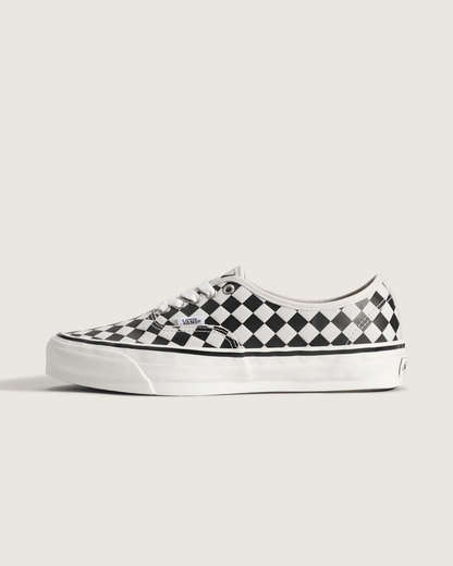 Vans Premium Authentic Shoe in Checkerboard Black / White