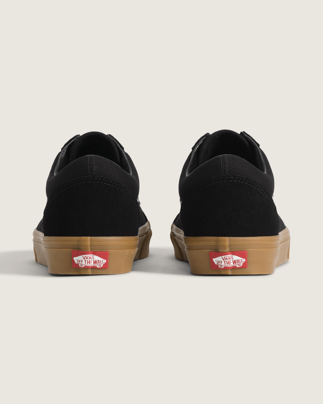 Vans Old Skool Shoe in Gum Black