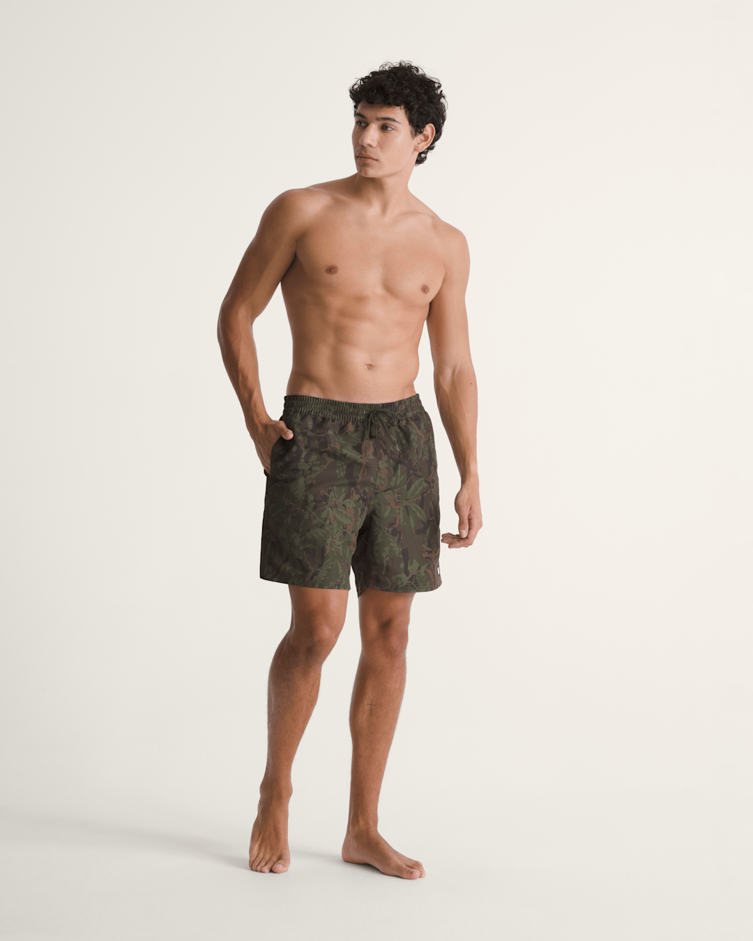 Vans Primary II Elastic Printed Boardshorts in Obsidian Fern Green
