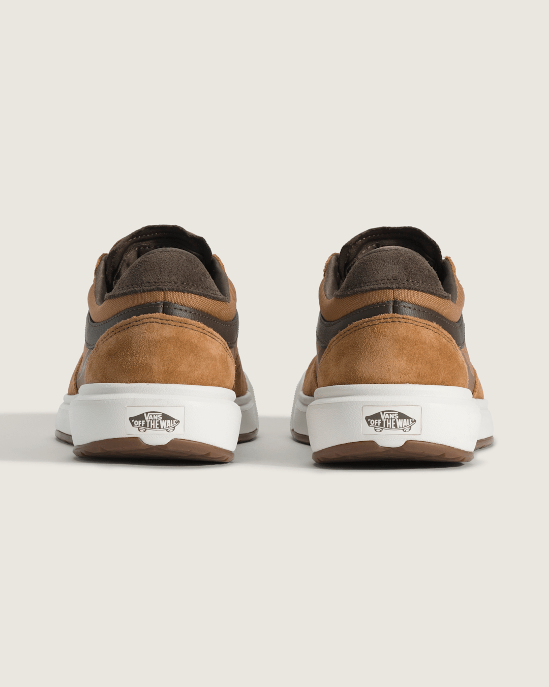 Vans UltraRange 2.0 Shoe in Chipmunk Brown