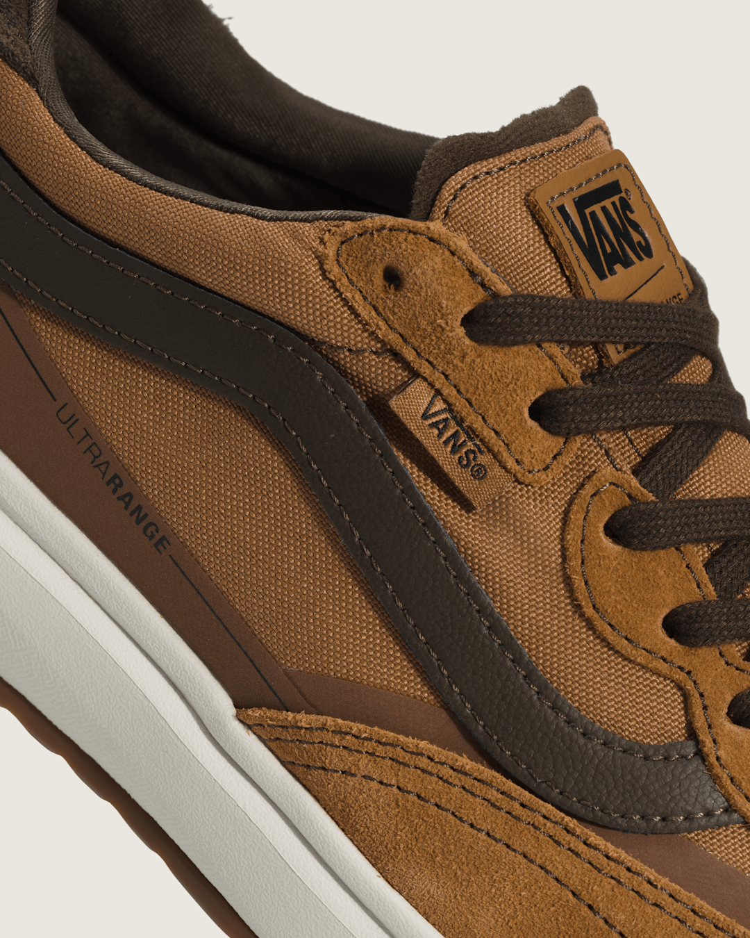 Vans UltraRange 2.0 Shoe in Chipmunk Brown