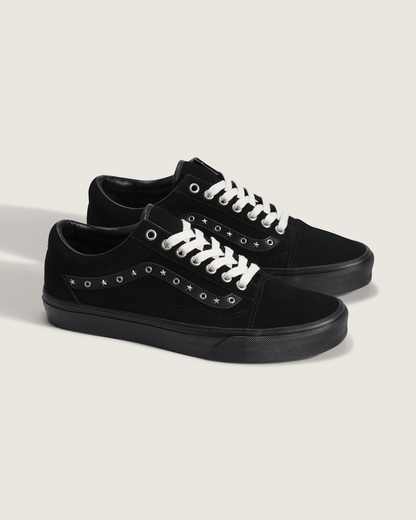 Vans Old Skool Shoe in Black