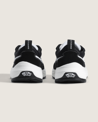 Vans UltraRange Neo 2.0 Shoe in Black / White