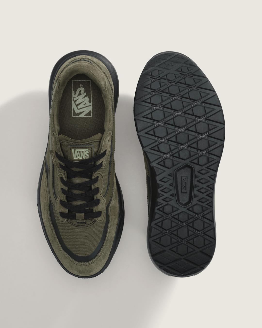 Vans UltraRange 2.0 Shoe in Mossy Olive / Black