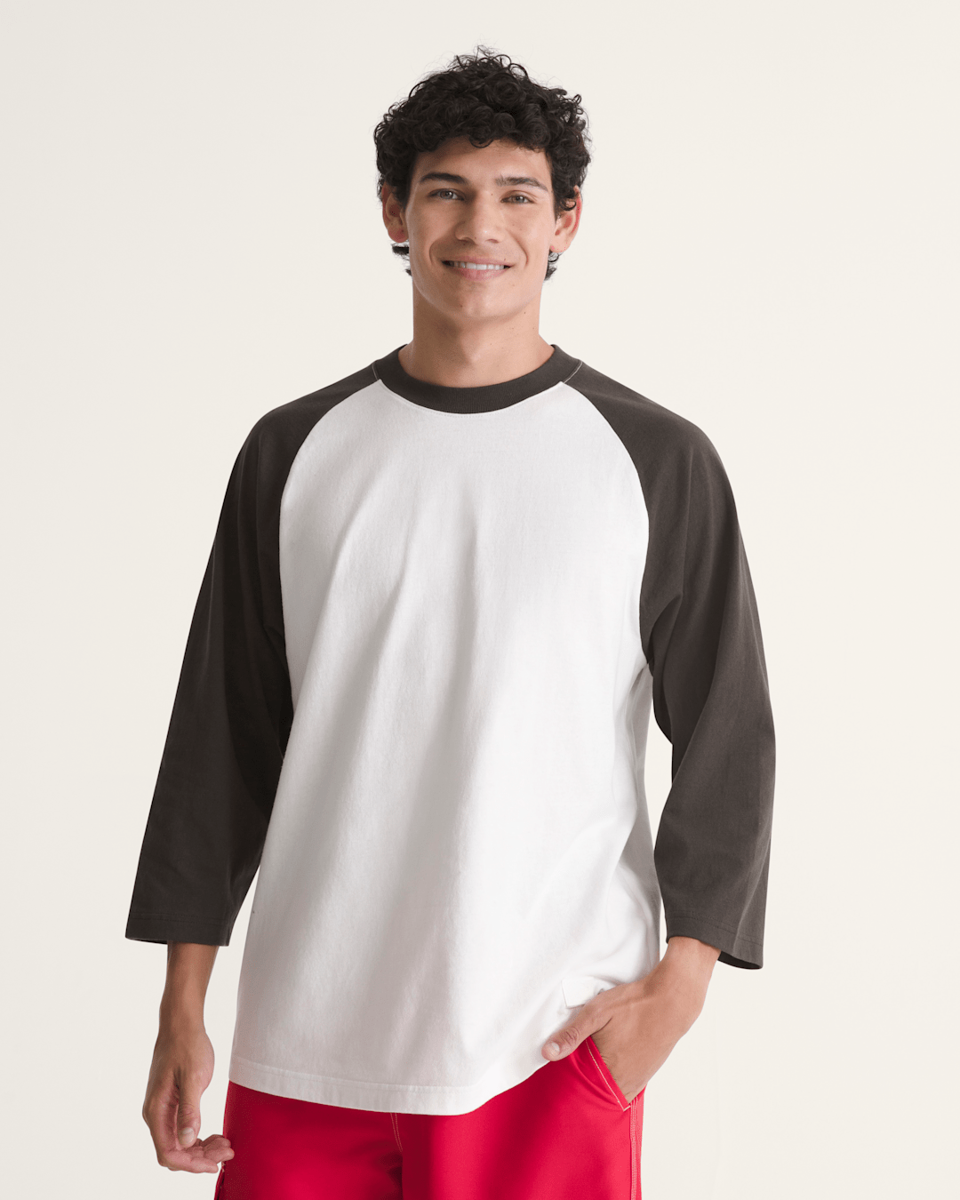Vans Standard Raglan T-Shirt in Faded Black / Egret White