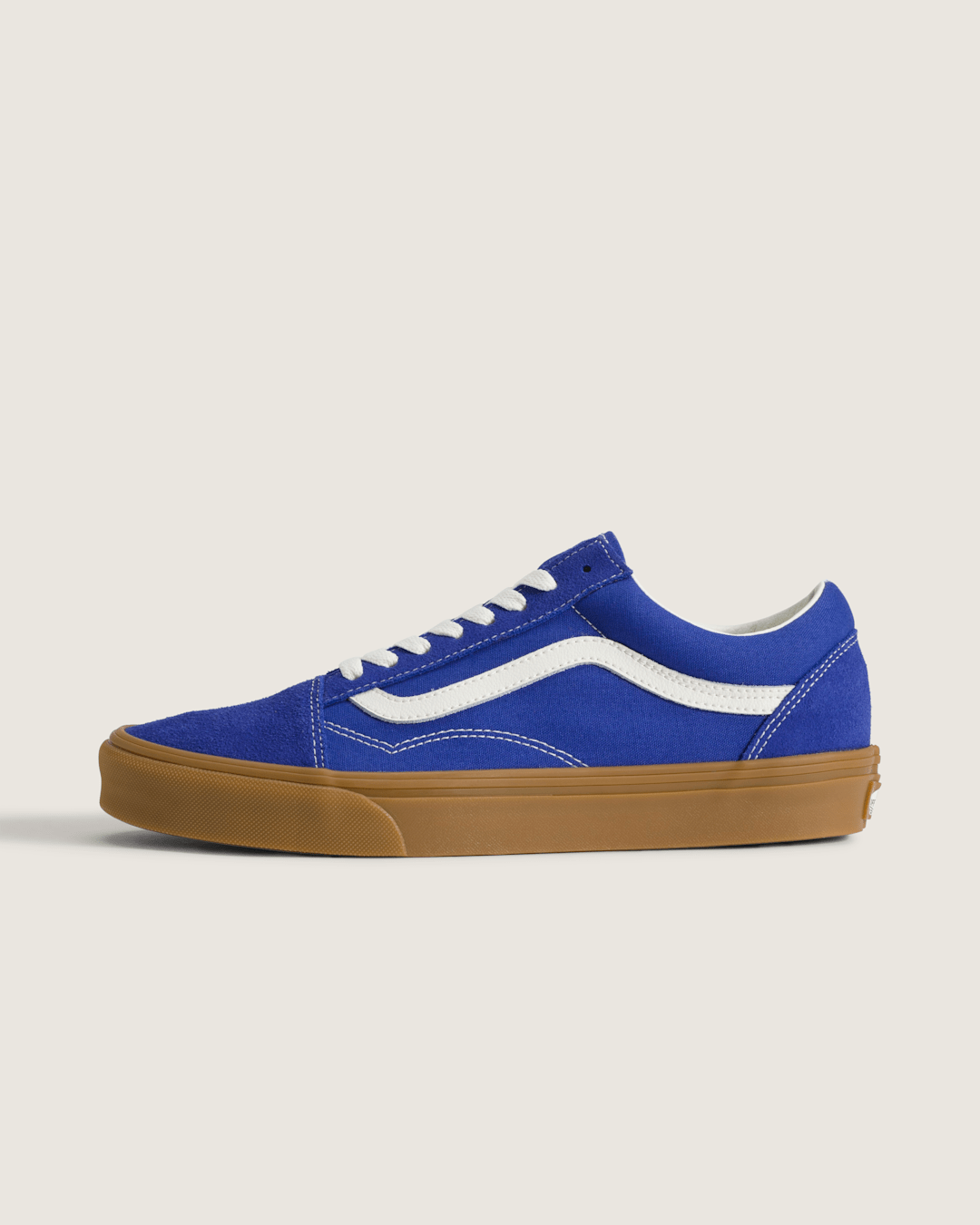 Vans Old Skool Shoe in Gum Royal Cobalt Blue