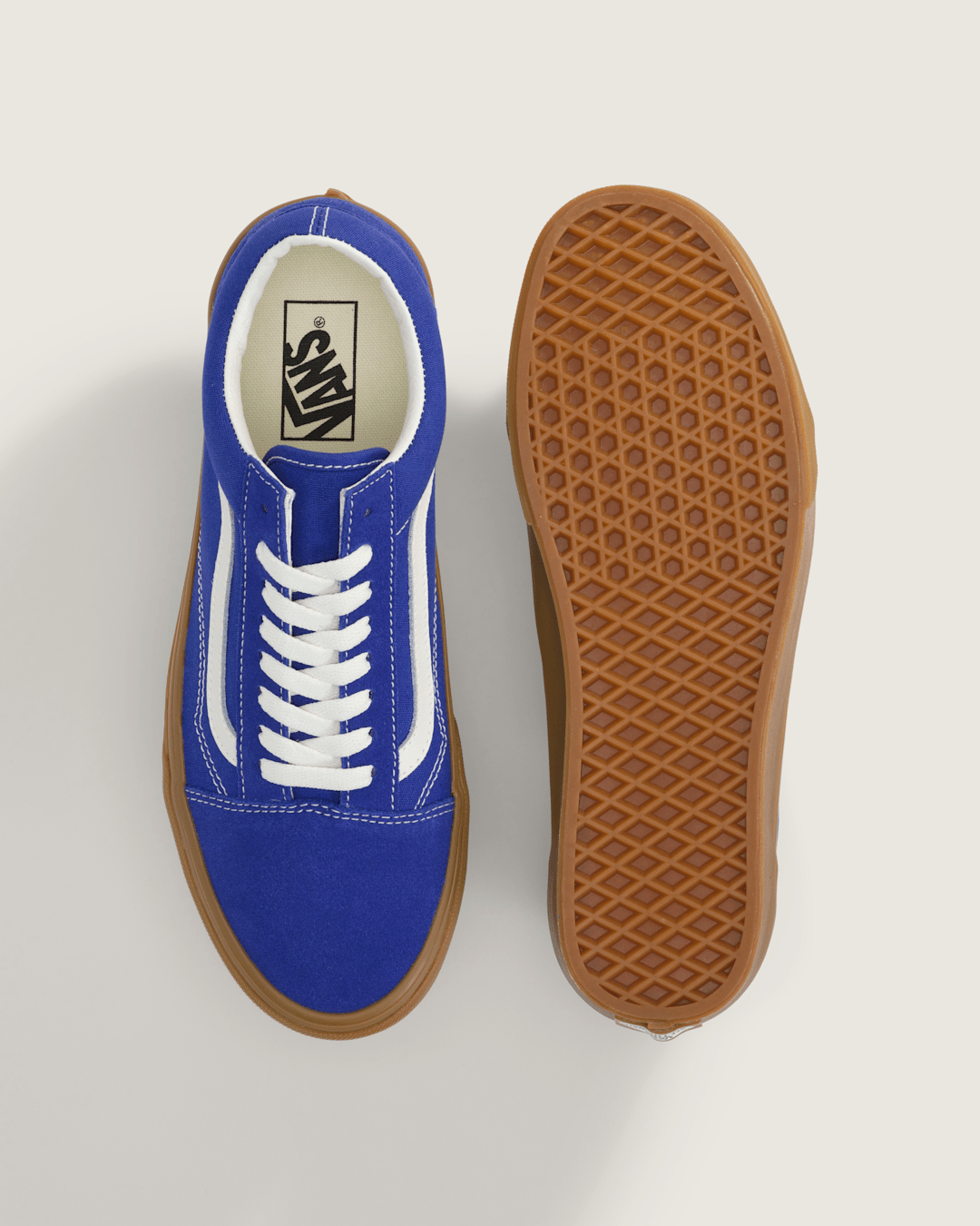 Vans Old Skool Shoe in Gum Royal Cobalt Blue