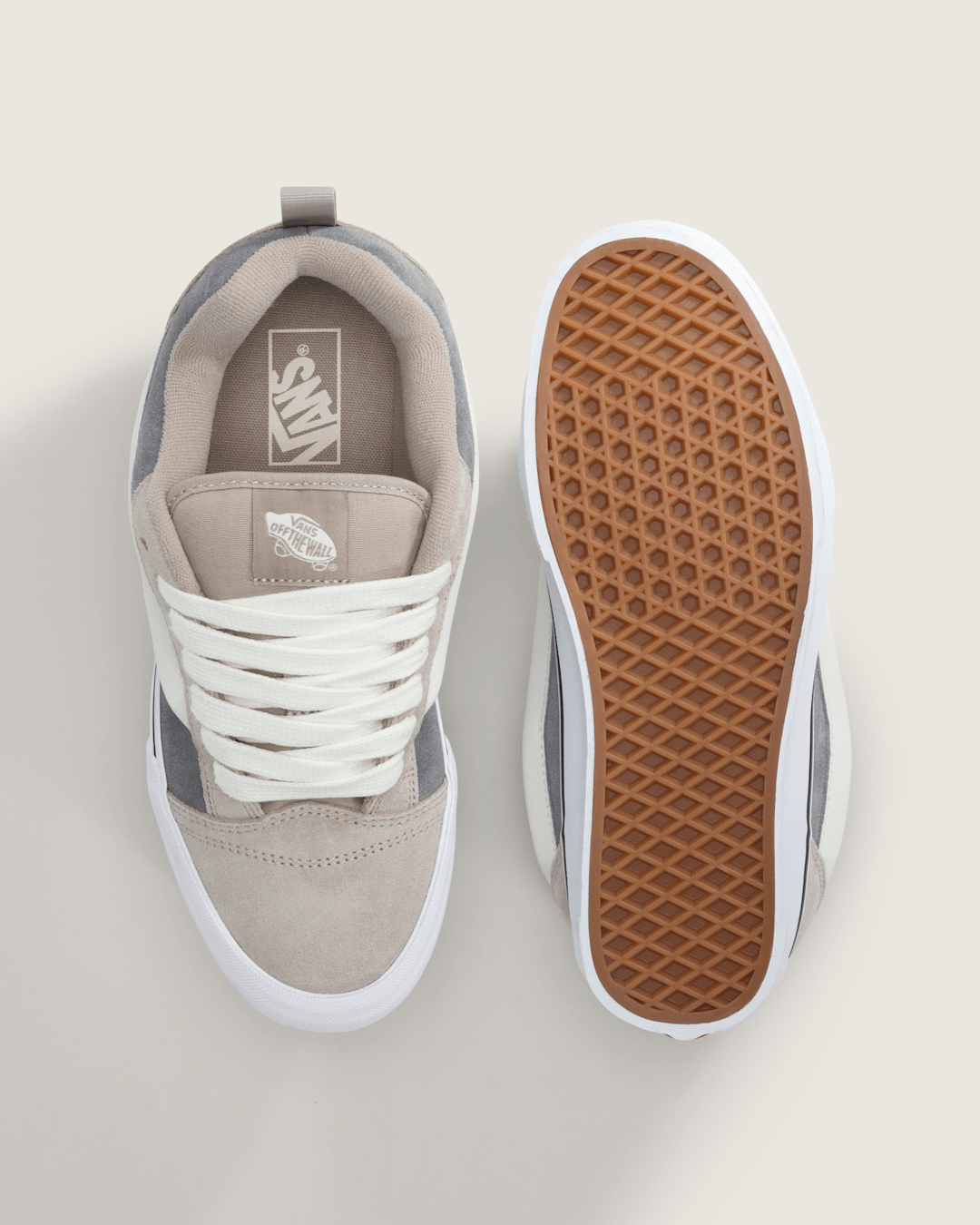 Vans Knu Skool Shoe in Frost Grey