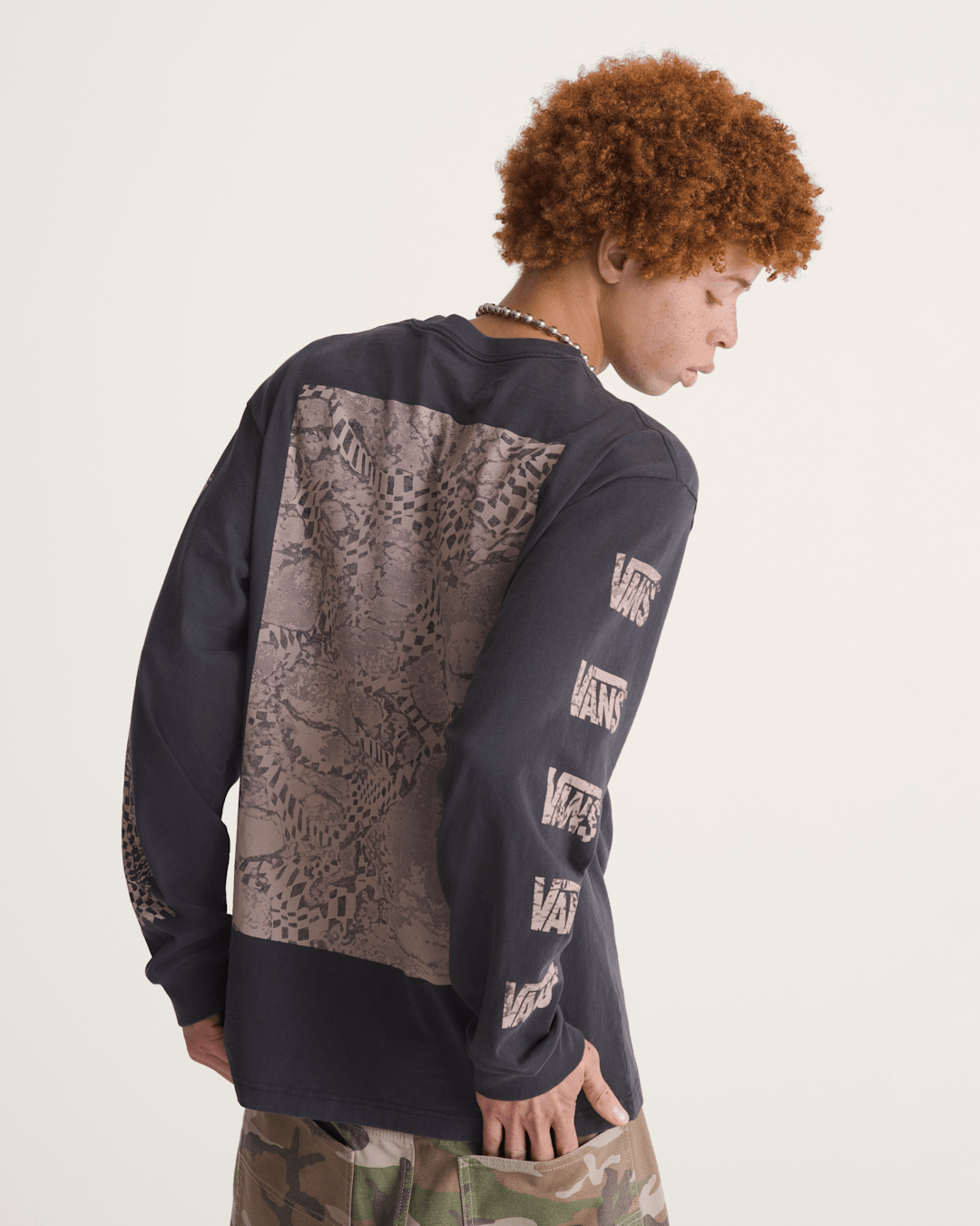 Vans Warped Adventure Long Sleeve T-Shirt in Faded Black