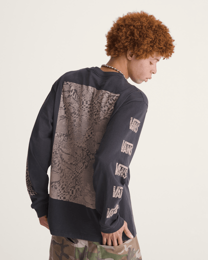 Vans Warped Adventure Long Sleeve T-Shirt in Faded Black