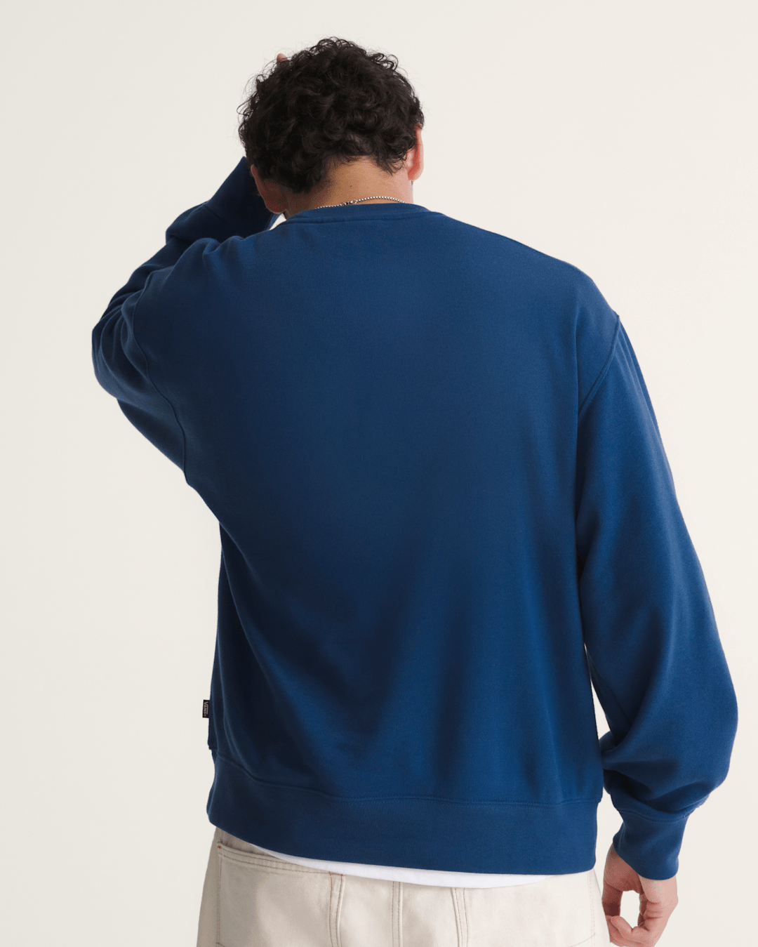 Vans Stretch Logo Crew Sweatshirt in Deep Indig Blue / Flame Red