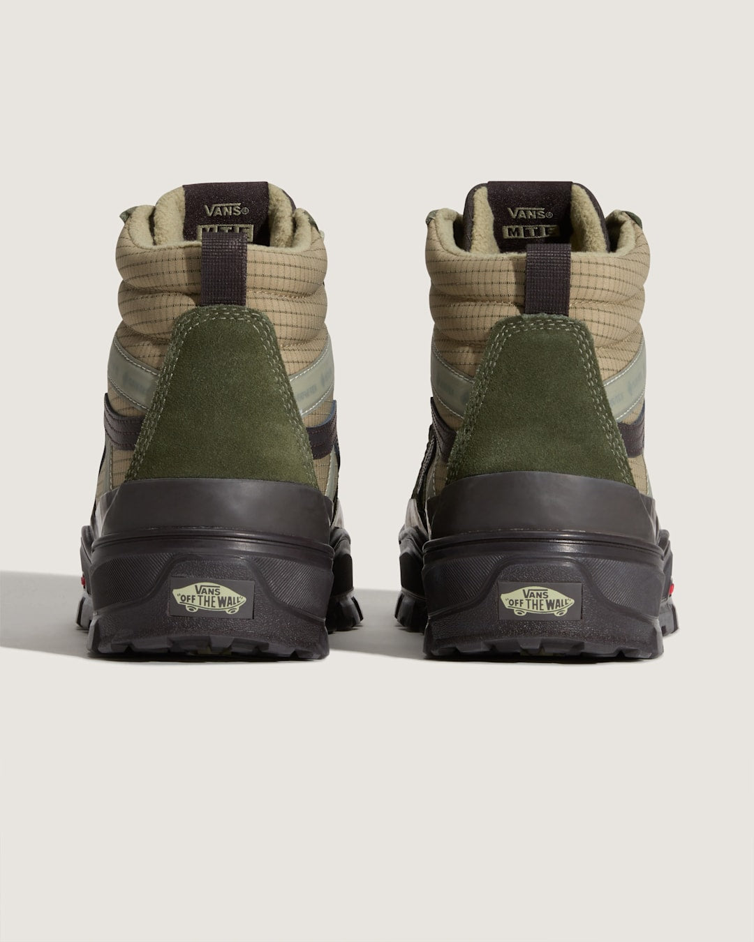 Vans Sk8-Hi GORE-TEX Insulated Shoe in Dark Green / Dark Brown