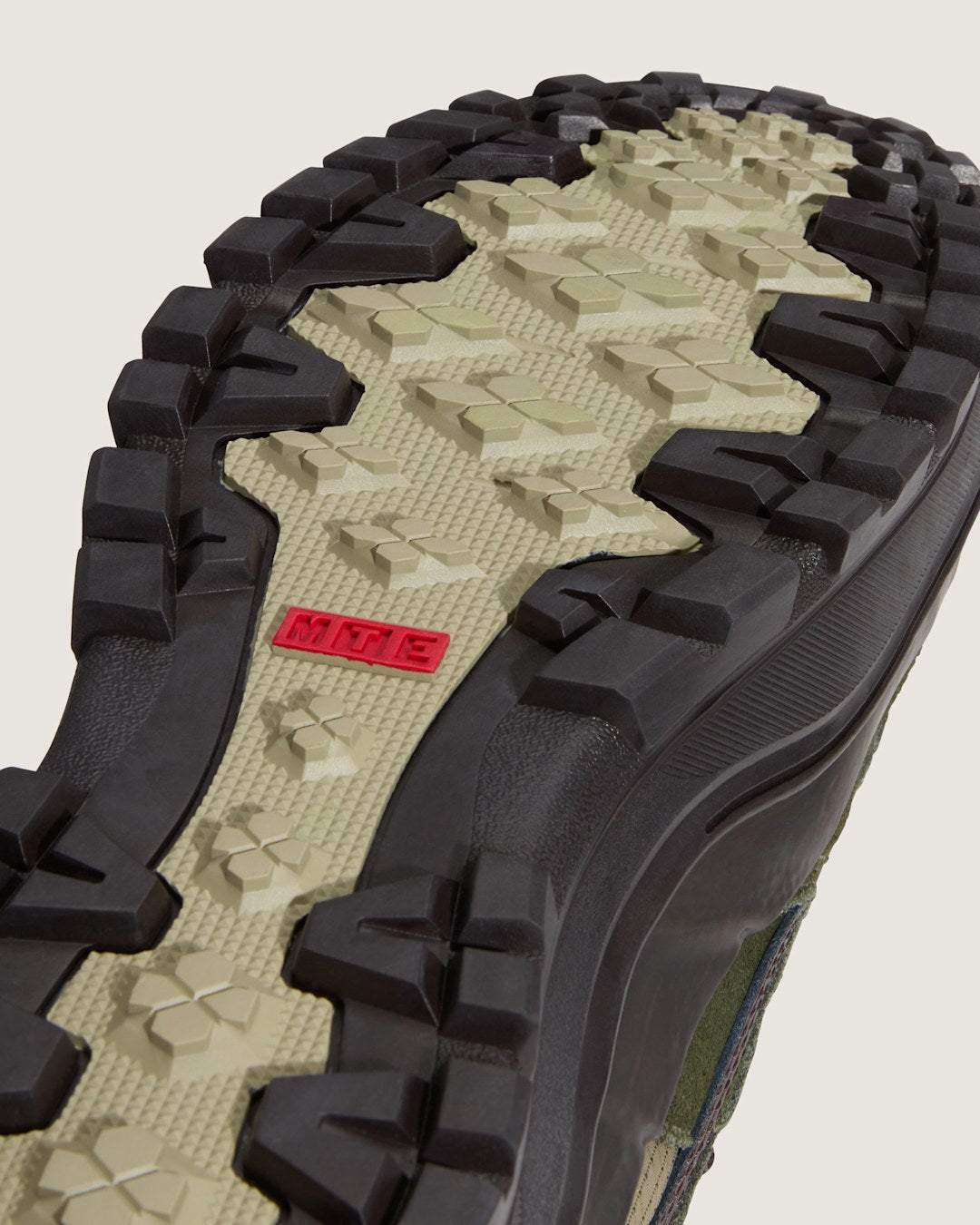 Vans Sk8-Hi GORE-TEX Insulated Shoe in Dark Green / Dark Brown