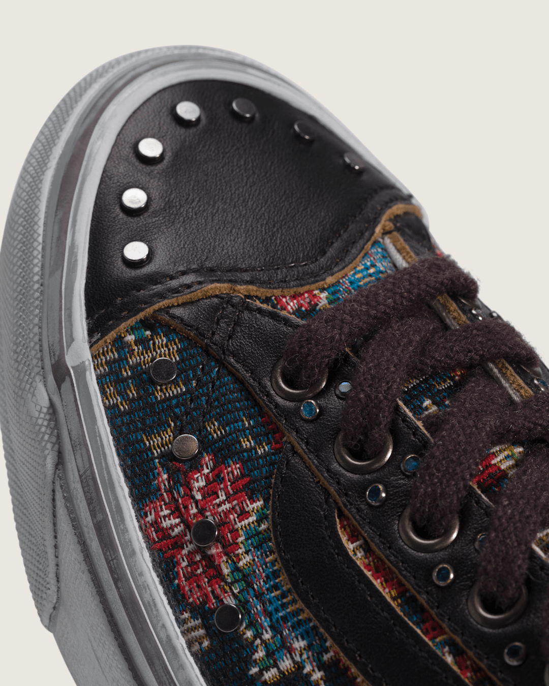 Vans OTW Old Skool 36 Vibram in Floral Black