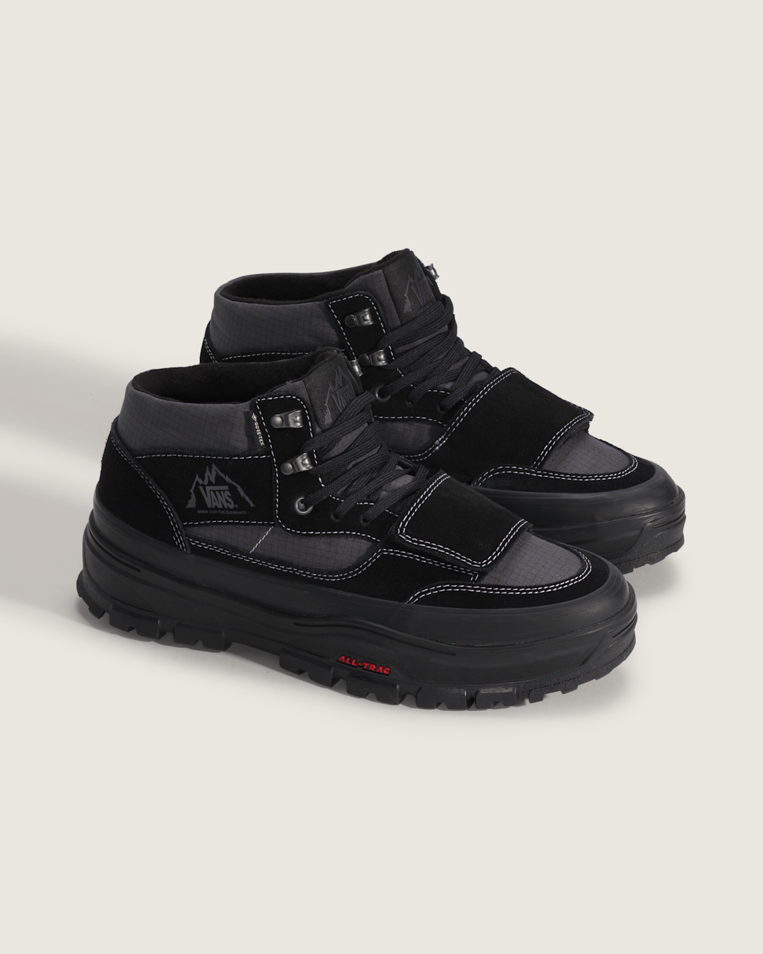Vans Mountain Mid GORE-TEX Insulated Shoe in Black