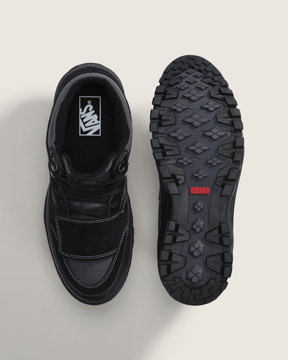 Vans Mountain Mid GORE-TEX Insulated Shoe in Black