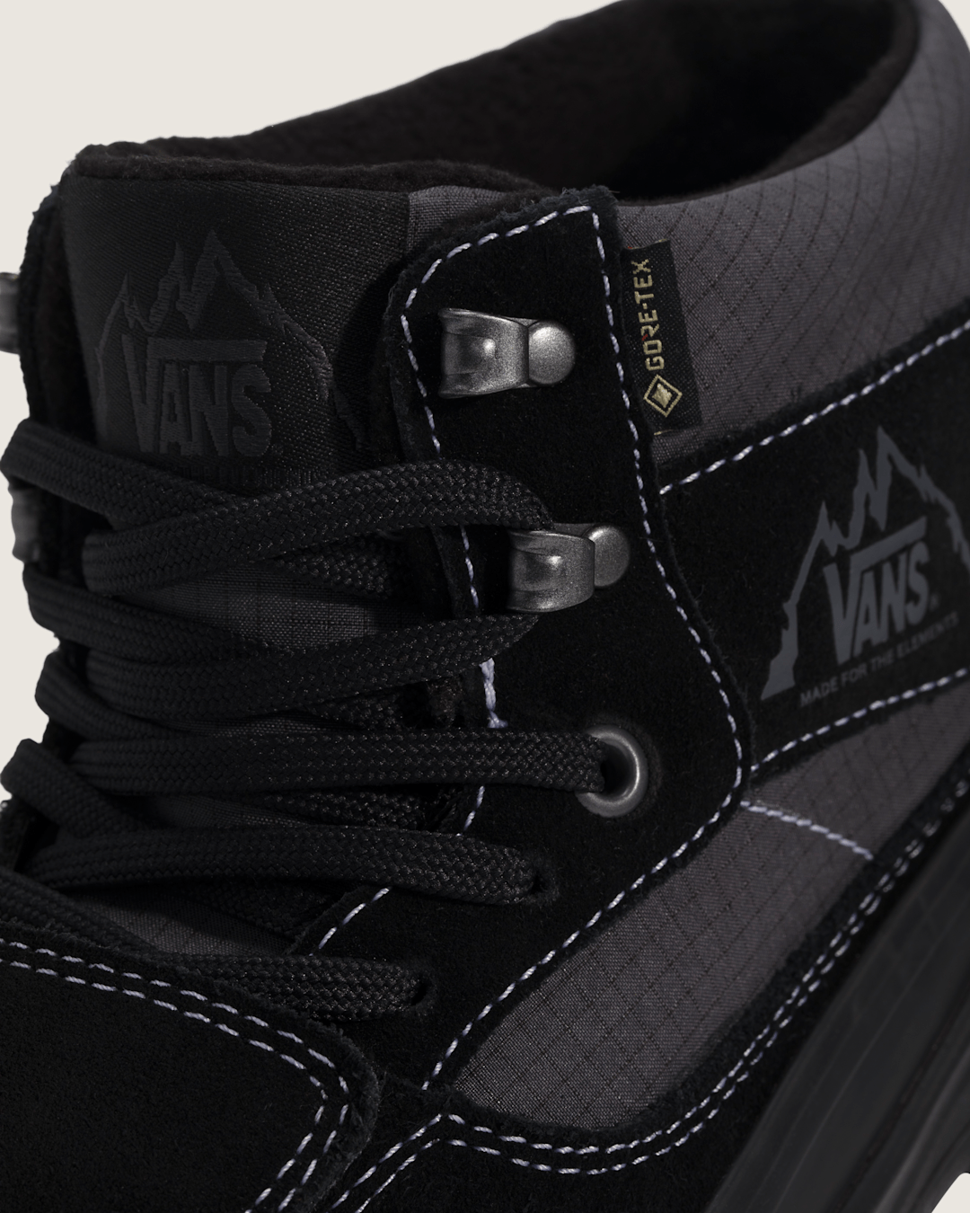 Vans Mountain Mid GORE-TEX Insulated Shoe in Black