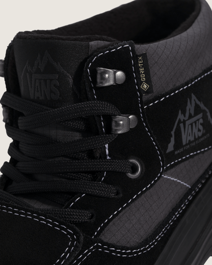 Vans Mountain Mid GORE-TEX Insulated Shoe in Black