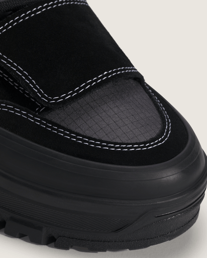 Vans Mountain Mid GORE-TEX Insulated Shoe in Black