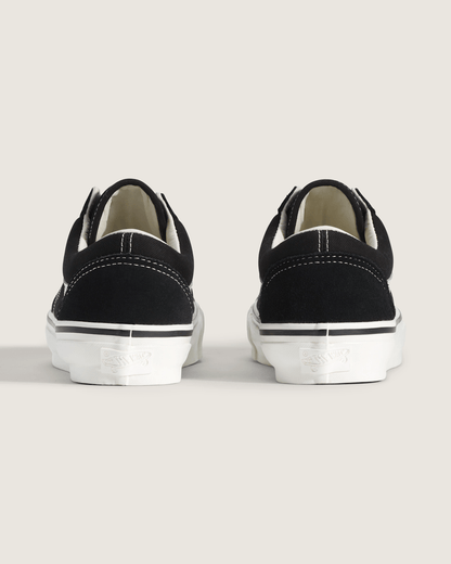 Vans Premium Old Skool Shoe in Black / Marshmallow White
