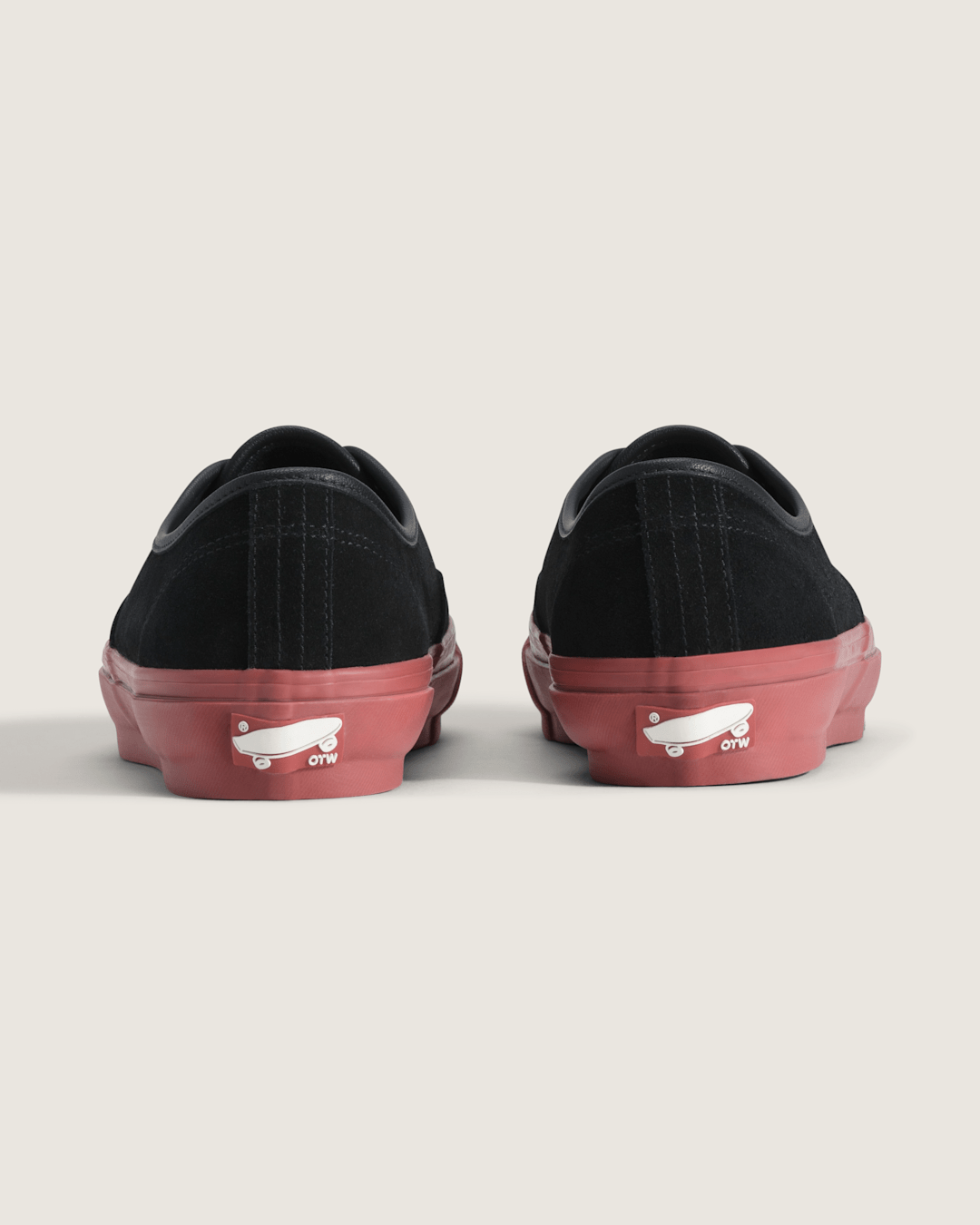 Vans OTW Authentic 44 Siped Vibram in Black / Ochre Red
