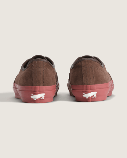 Vans OTW Authentic 44 Siped Vibram in Potting Soil Brown / Ochre Red