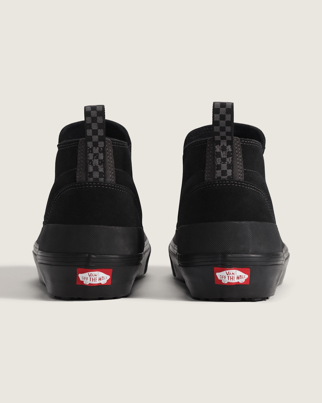 Vans Mid-Slip Insulated Shoe in Black