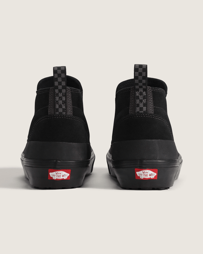 Vans Mid-Slip Insulated Shoe in Black