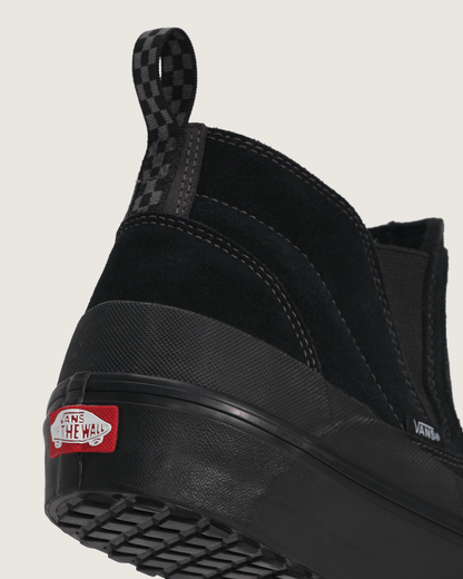 Vans Mid-Slip Insulated Shoe in Black