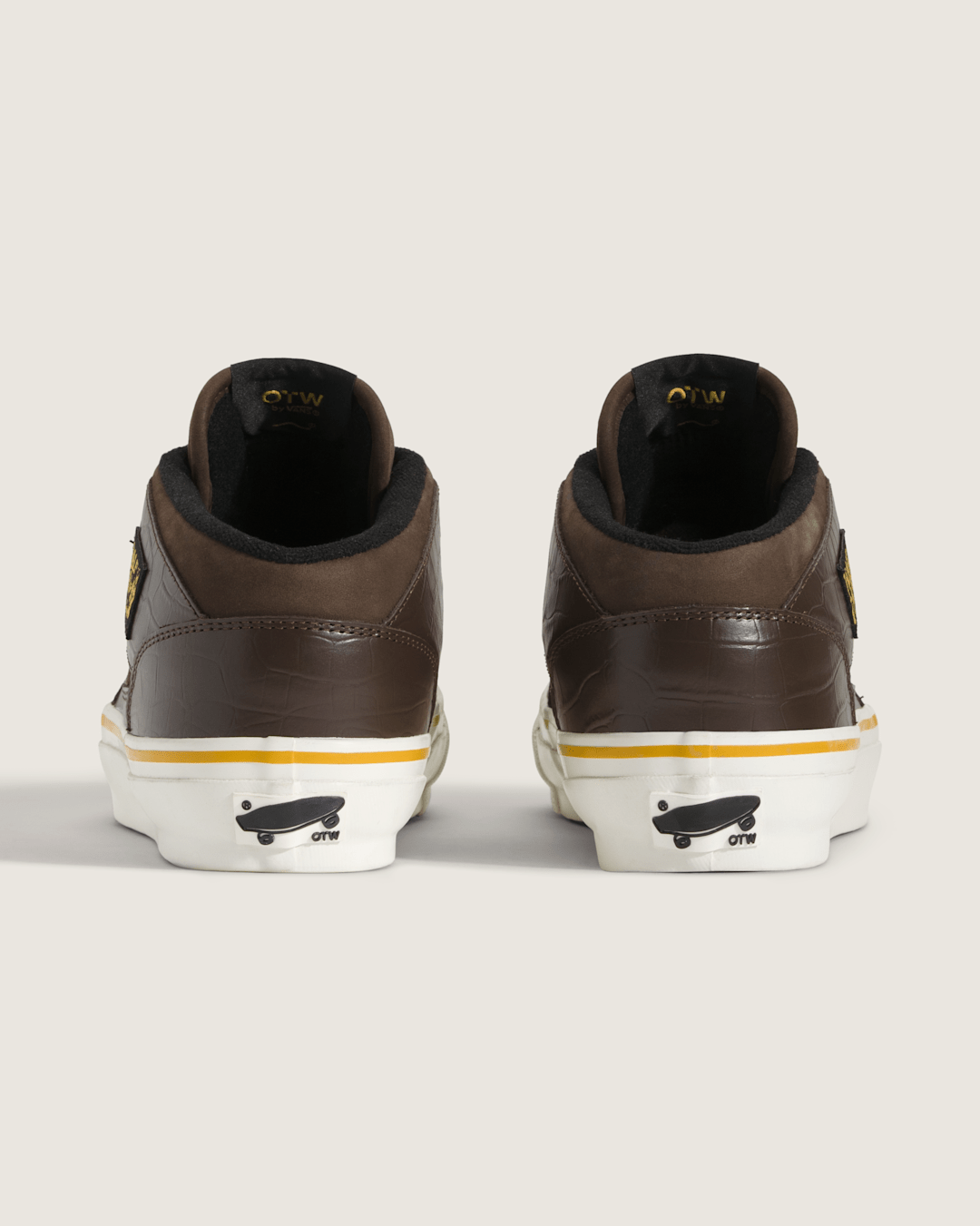Vans OTW Half Cab 33 Vibram in Demitasse Brown