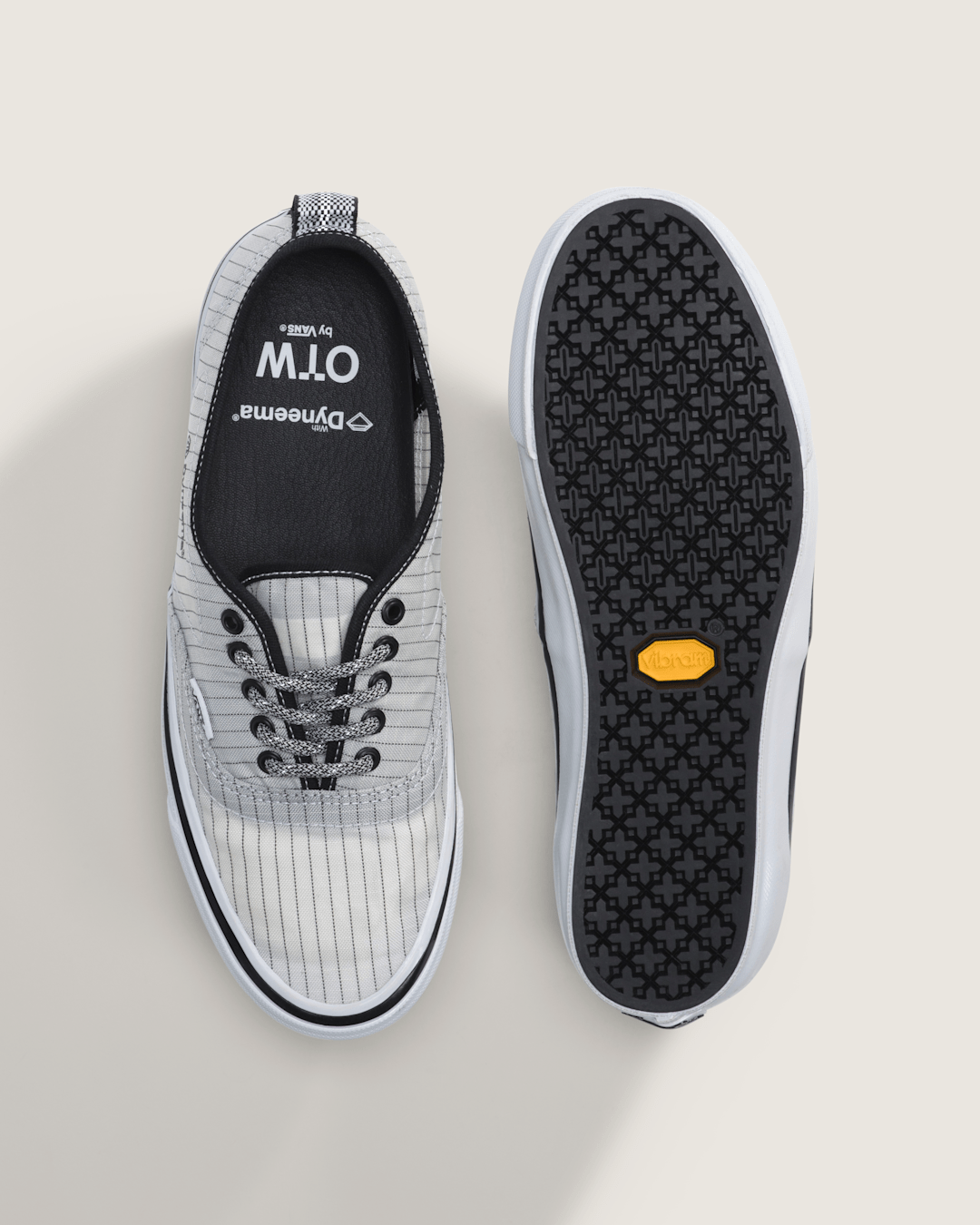Vans OTW by Vans Authentic 44 HT Vibram in Black / White