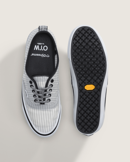 Vans OTW by Vans Authentic 44 HT Vibram in Black / White