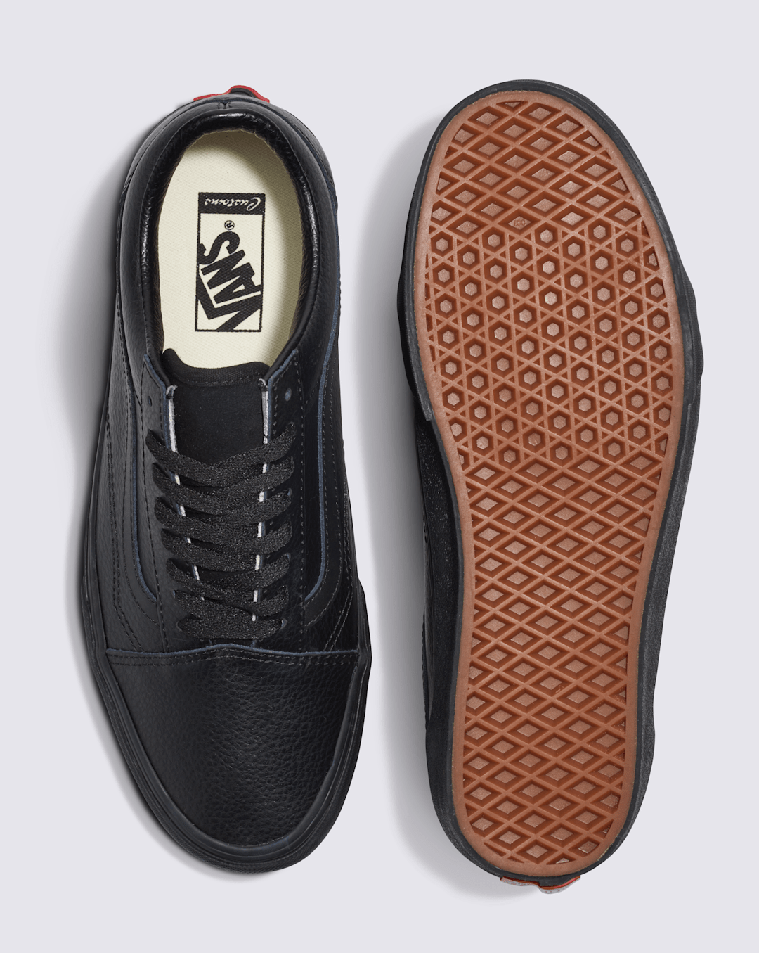Vans Customs Old Skool Leather Shoe in Customs