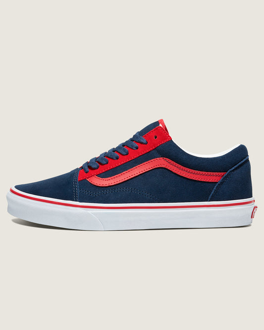 Vans Customs Old Skool Shoe in Customs