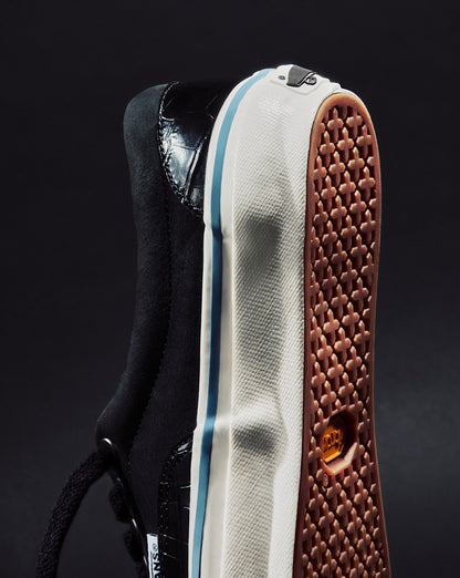 Vans OTW Era 95 Vibram in Black