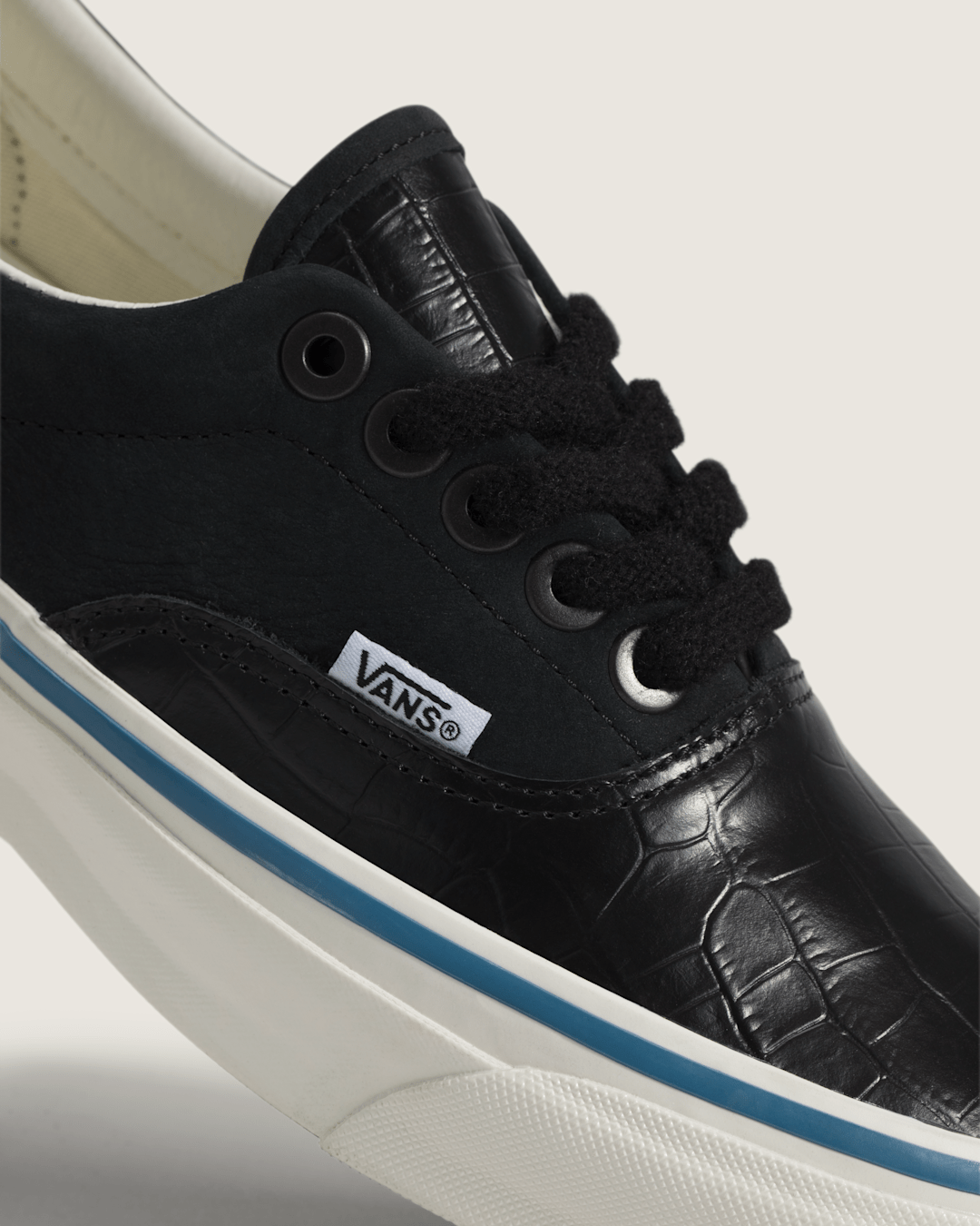 Vans OTW Era 95 Vibram in Black