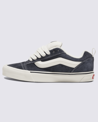Vans Knu Skool Shoe in Dark Grey
