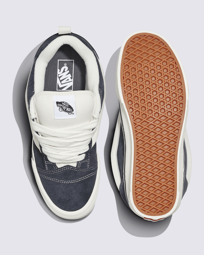 Vans Knu Skool Shoe in Dark Grey