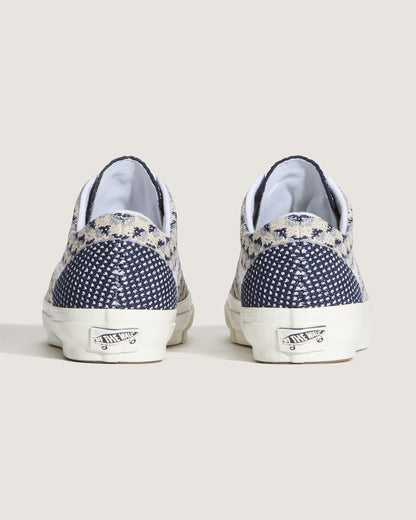 Vans Premium Old Skool Shoe in Geo Check Frost Grey