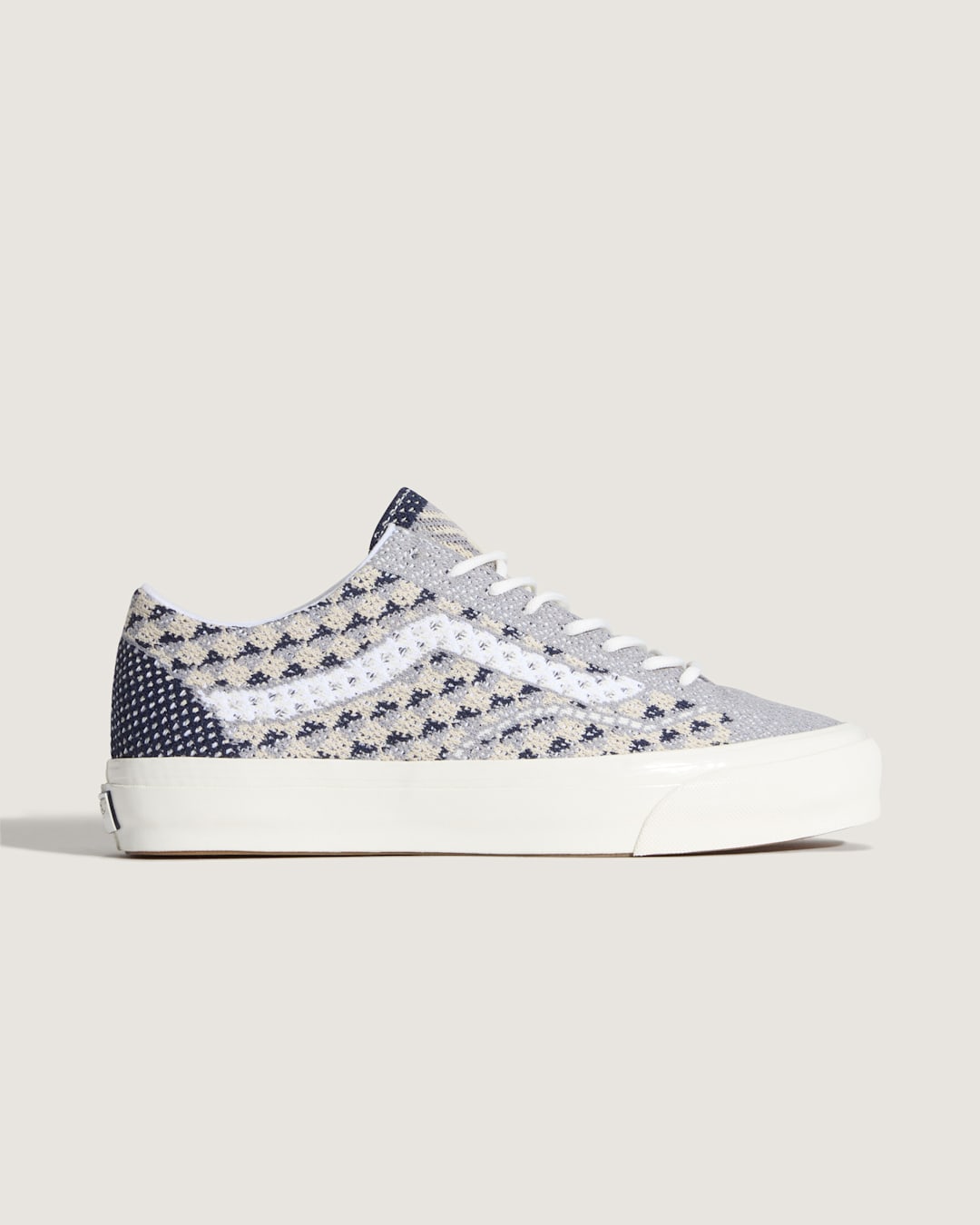 Vans Premium Old Skool Shoe in Geo Check Frost Grey