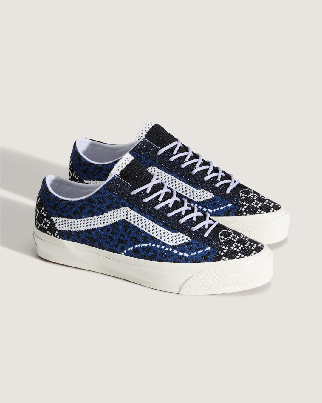 Vans Premium Old Skool Shoe in Cheetah Navy Blue